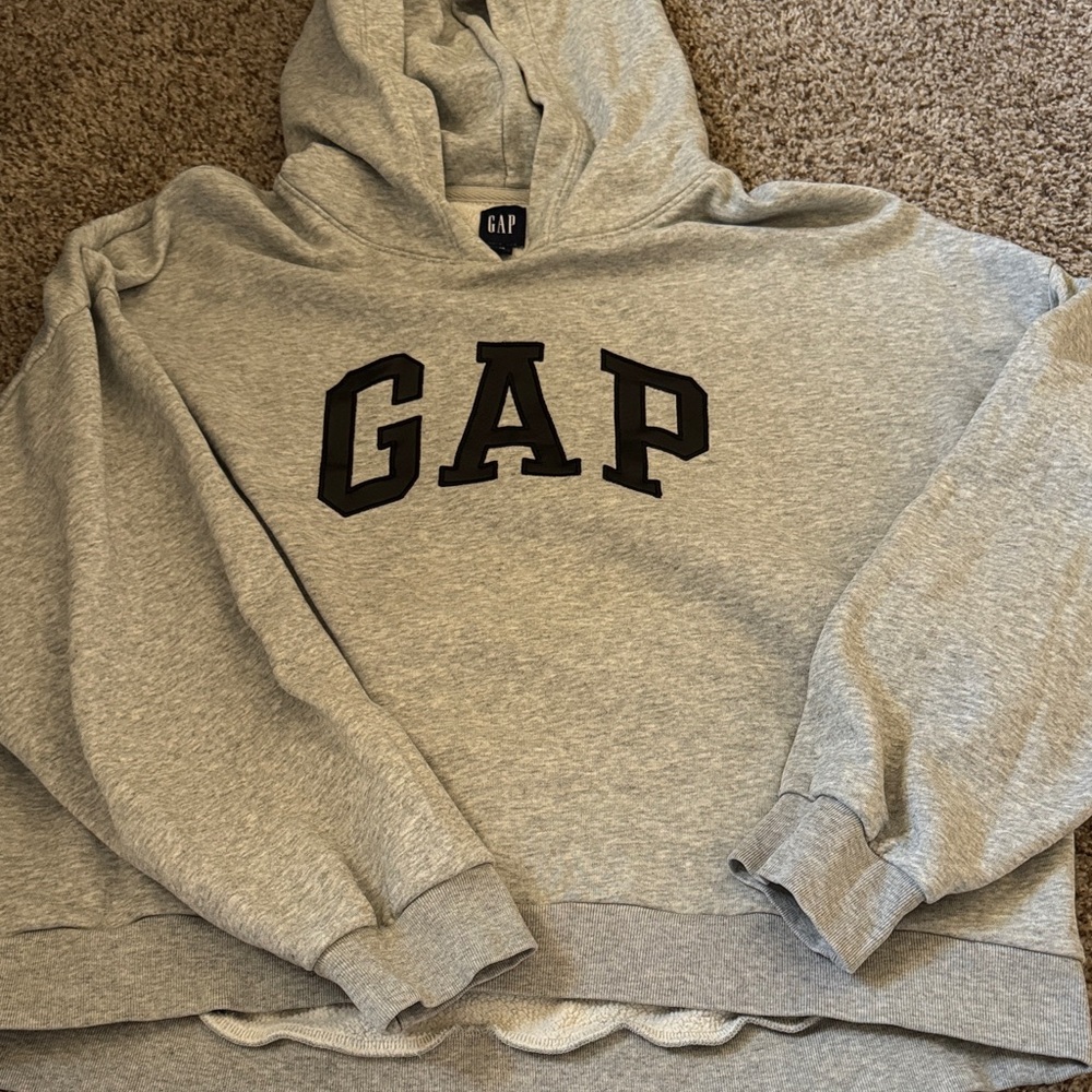 GAP oversized crop hoodie